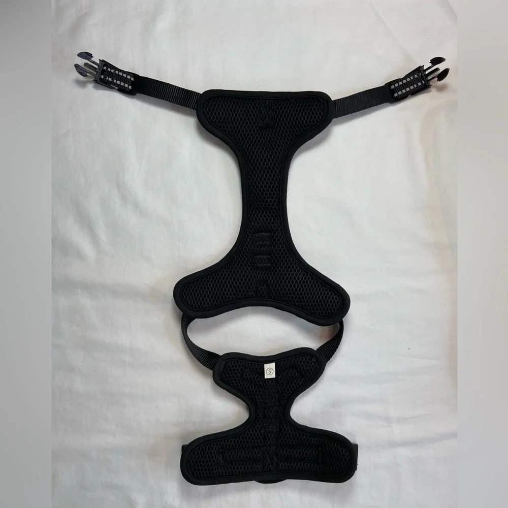 Good2Go Dog Harness, sturdy, Size Small measures 13.5” side‎ to side